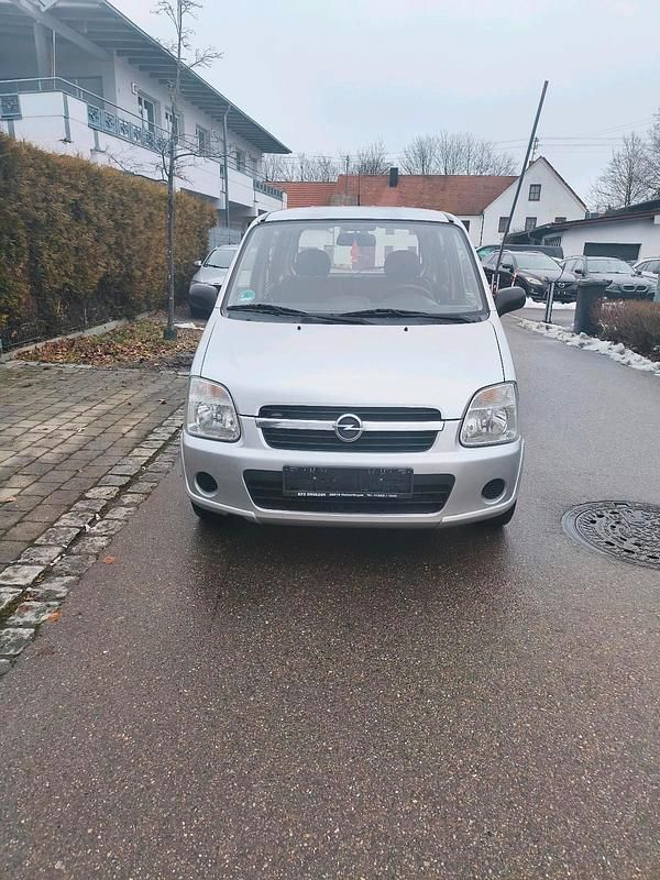 Gebraucht Opel Agila 60 PS (44 kW) 2005 Silber Van / Kleinbus