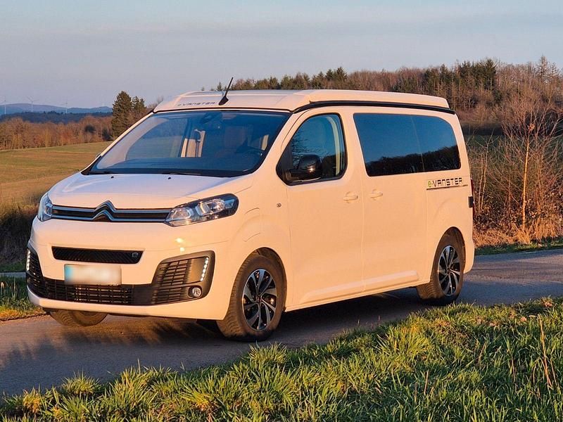 Gebraucht Citroën Spacetourer 100 kW (136 PS) 2023 Weiß Van / Kleinbus