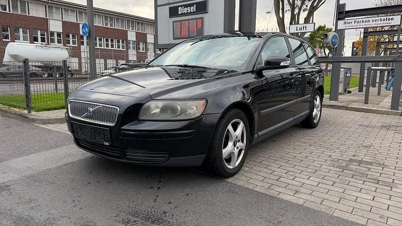 Schwarz Gebraucht 2007 Volvo V50 Kombi | 699 € (Guter Preis) - Bild 1/4