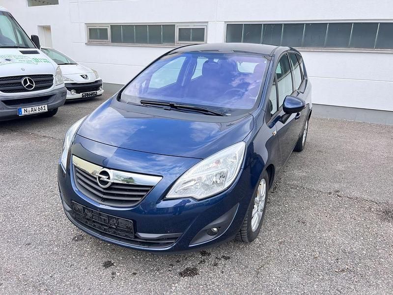 Używany Opel Meriva Active 110 KM (80 kW) 2013 Niebieski Minivan