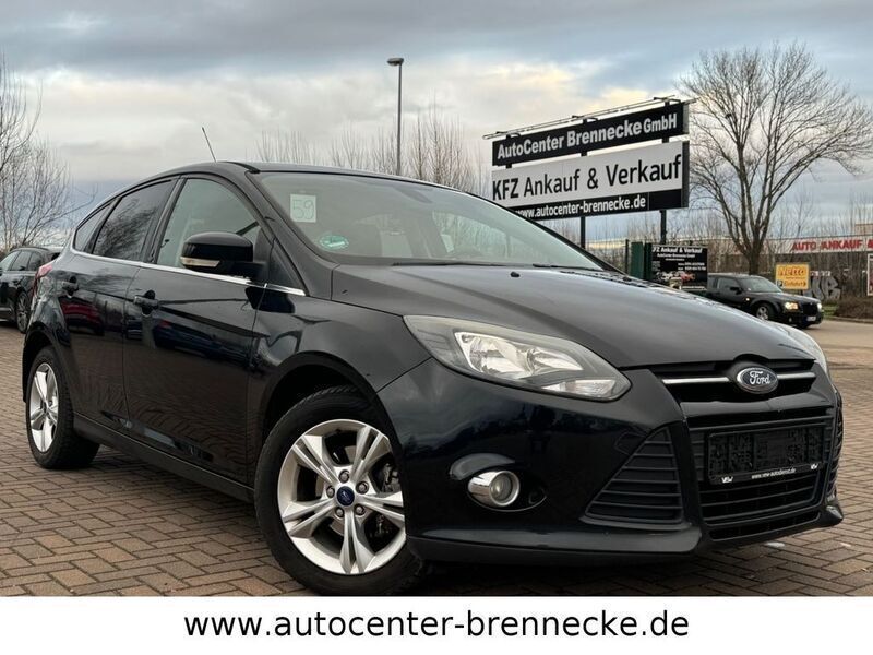 Schwarz Gebraucht 2012 Ford Focus Champions Edition Limousine | 4.500 € (Guter Preis) - Bild 1/4