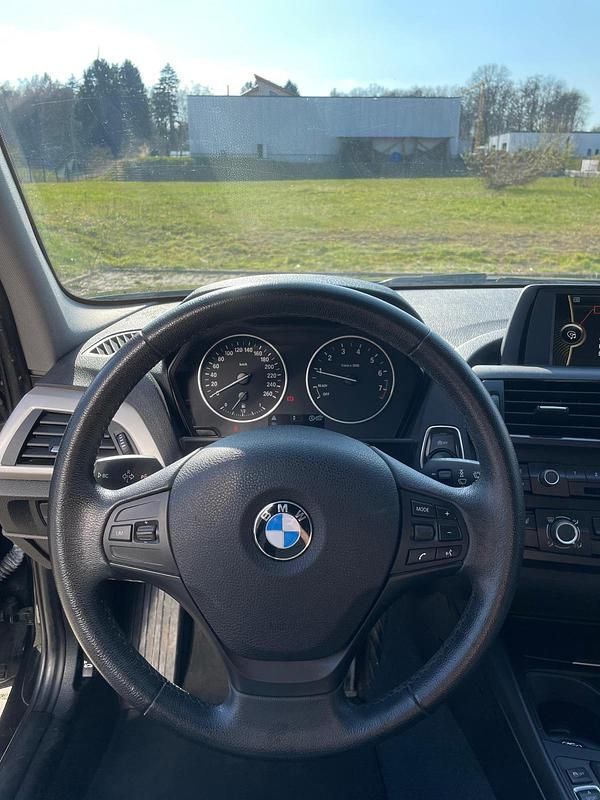 Gebraucht BMW 116 136 PS (100 kW) 2014 Schwarz Kleinwagen