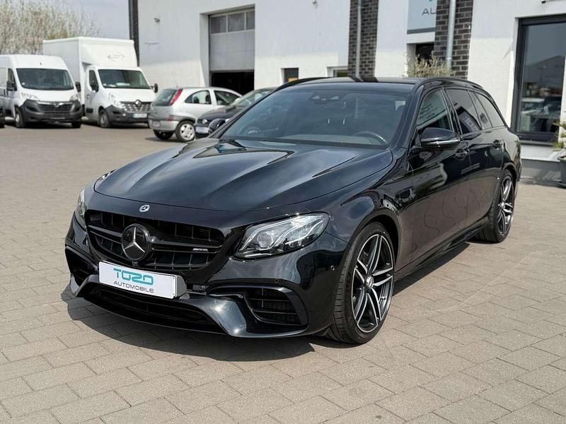 Gebraucht Mercedes E63 AMG AMG 571 PS (419 kW) 2018 Schwarz Limousine