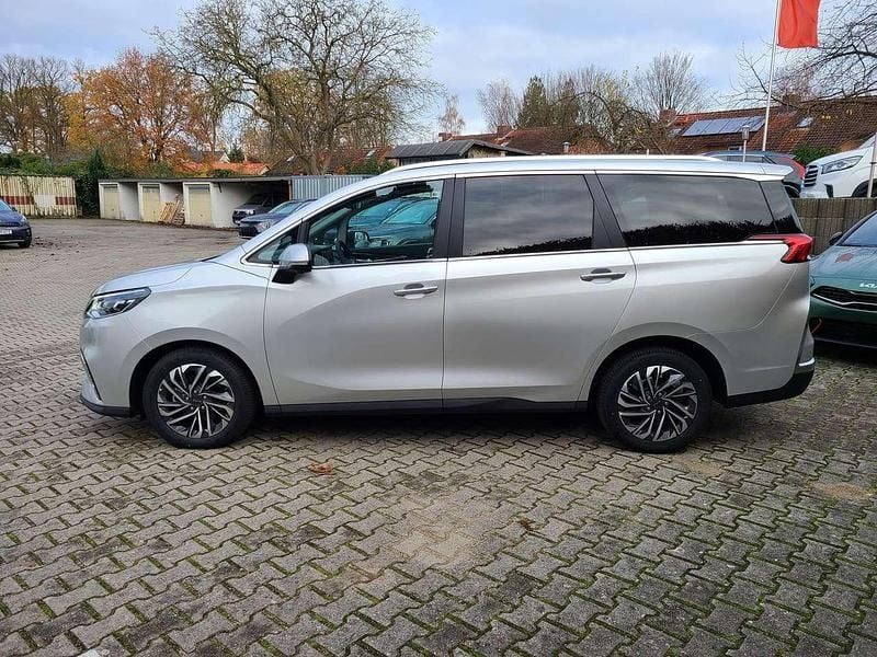 Gebraucht Maxus EG50 130 kW (177 PS) 2023 Silber Van / Kleinbus