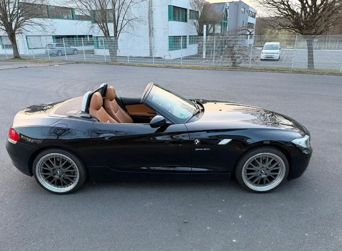 Gebraucht BMW Z4 184 PS (135 kW) 2014 Schwarz Cabrio