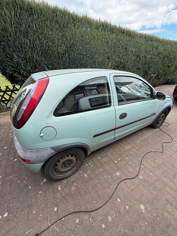 Gebraucht Opel Corsa 75 PS (55 kW) 2001 Grün Kleinwagen