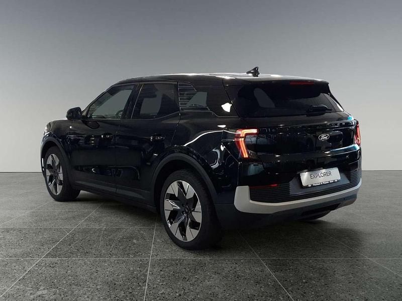 Neu Ford Explorer Premium 210 kW (286 PS) 2025 Obsidianschwarz metallic SUV