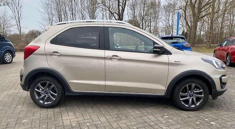 Gebraucht Ford Ka Plus S 86 PS (63 kW) 2019 White gold Kleinwagen