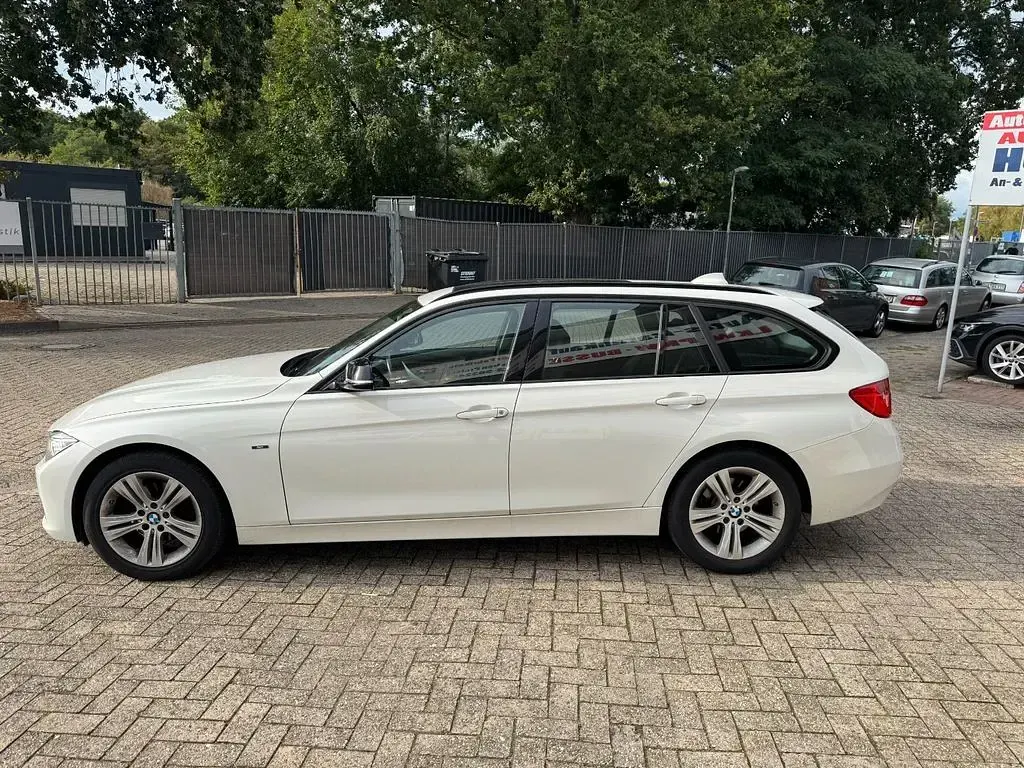 Gebraucht BMW 318 Sport Line 143 PS (105 kW) 2015 Weiß Kombi