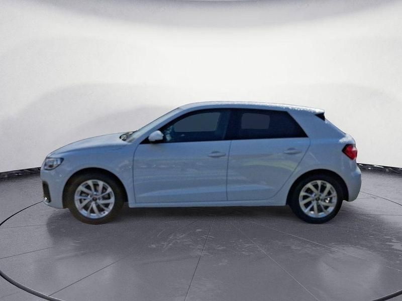 Gebraucht Audi A1 Sportback Advanced Plus 116 PS (85 kW) 2025 Gletscherweiß metallic Kleinwagen