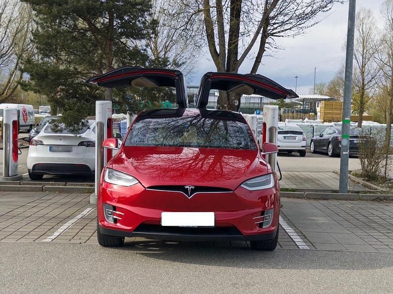 Gebraucht Tesla Model X 500 kW (680 PS) 2016 Rot SUV