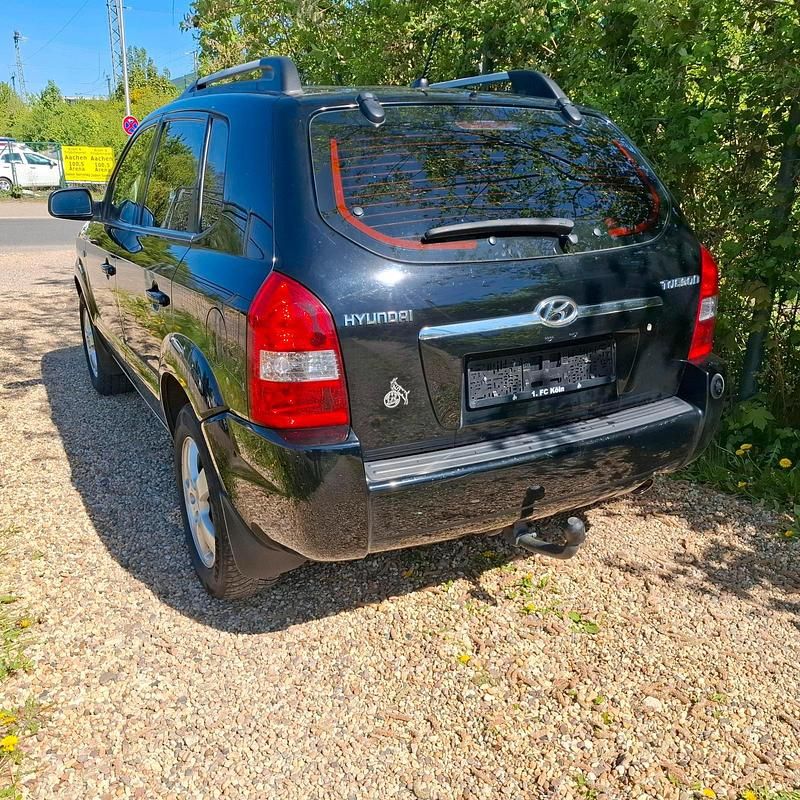 Gebraucht Hyundai Tucson 140 PS (102 kW) 2008 Schwarz SUV