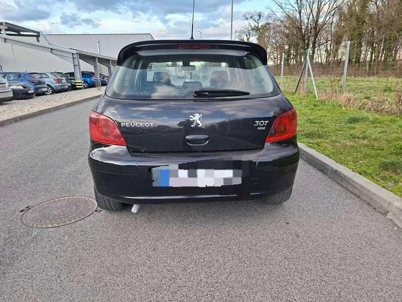 Gebraucht Peugeot 307 90 PS (66 kW) 2003 Limousine