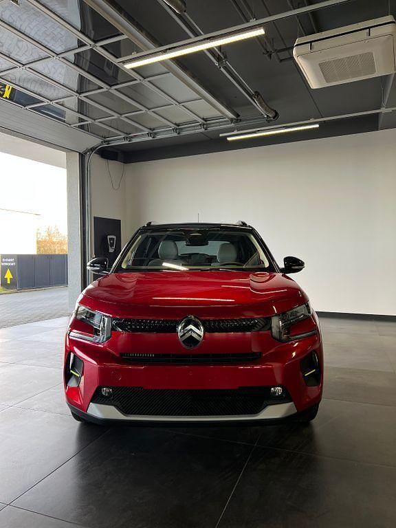 Neu Citroën C3 101 PS (74 kW) 2025 Rot SUV