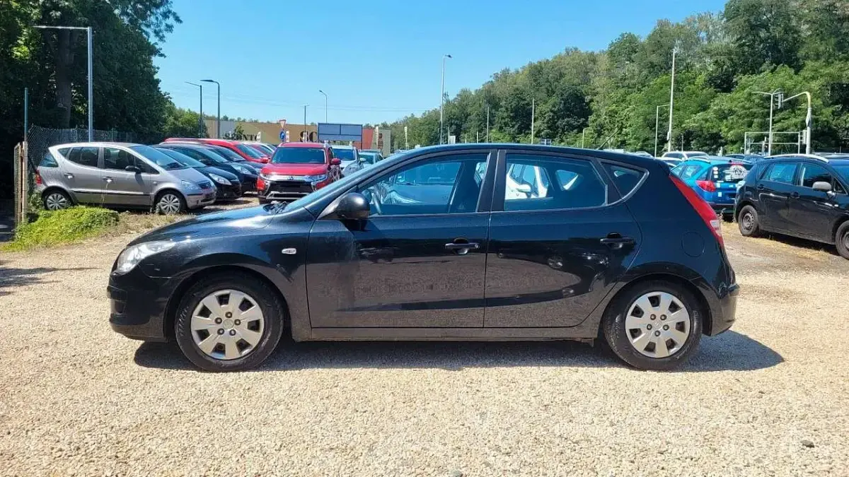 Gebraucht Hyundai i30 Classic 109 PS (80 kW) 2009 Schwarz Limousine