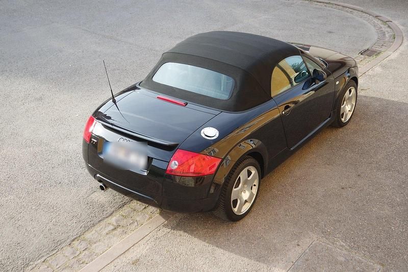 Gebraucht Audi TT Roadster Design 150 PS (110 kW) 2001 Schwarz Cabrio