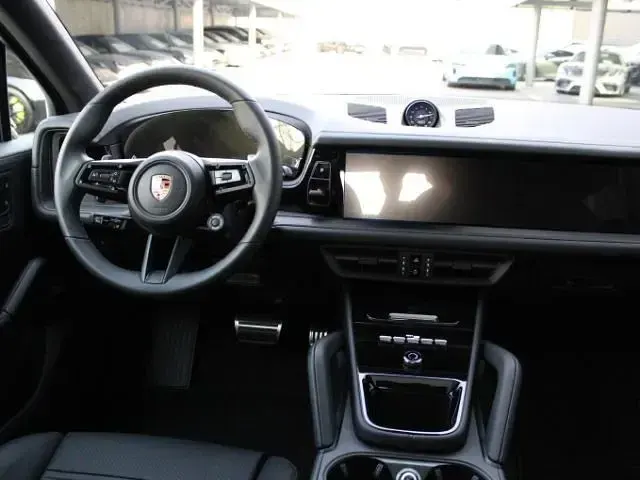 Neu Porsche Cayenne Black Edition 354 PS (260 kW) 2026 Vanadiumgraumetallic SUV
