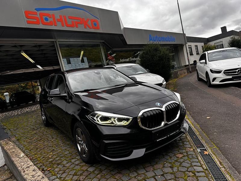 Gebraucht BMW 118 Advantage 150 PS (110 kW) 2022 Schwarz Kleinwagen