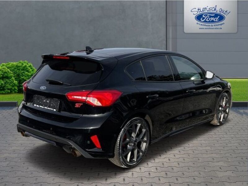 Gebraucht Ford Focus ST 280 PS (205 kW) 2019 Iridiumschwarz metallic Limousine