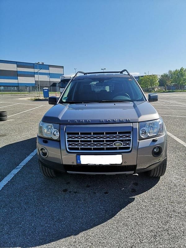 Andere farben Gebraucht 2007 Land Rover Freelander 2 SE SUV | 6.300 € - Bild 1/4
