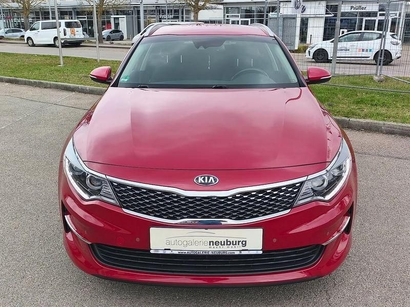 Gebraucht Kia Optima Vision 141 PS (103 kW) 2017 Rot Kombi