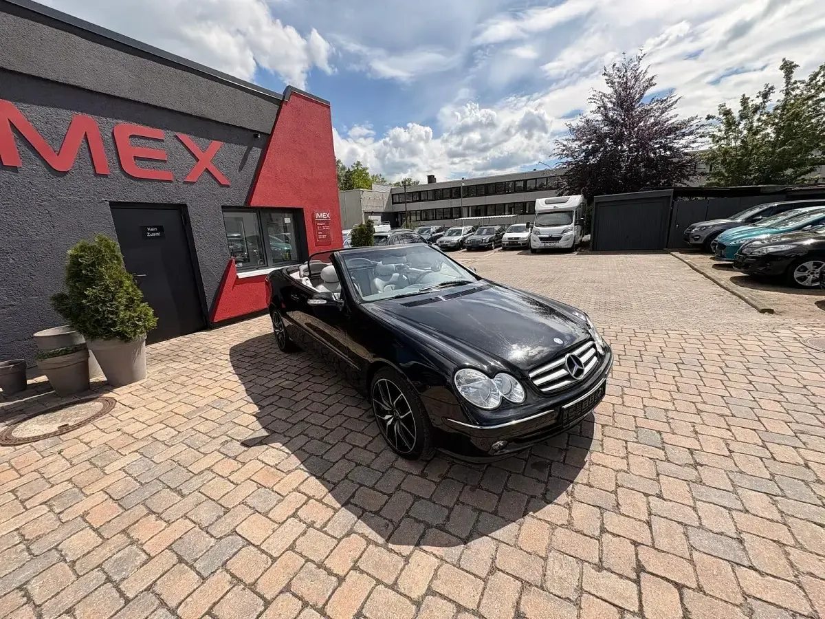 Gebraucht Mercedes CLK240 Elegance 170 PS (125 kW) 2004 Schwarz Cabrio