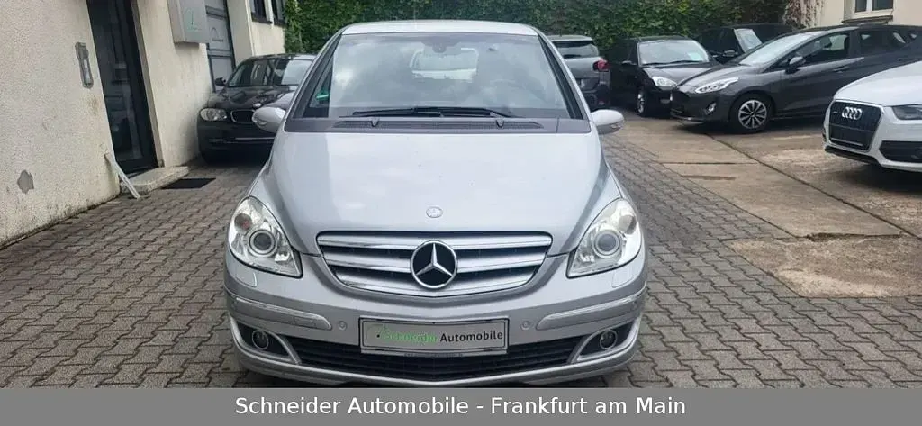 Gebraucht Mercedes B200 193 PS (141 kW) 2006 Polarsilber (metallic) Van / Kleinbus