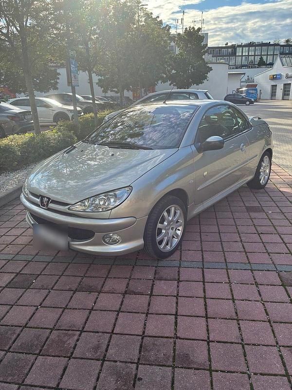 Silber Gebraucht 2002 Peugeot 206 Limousine | 1.200 € (Fairer Preis) - Bild 1/4