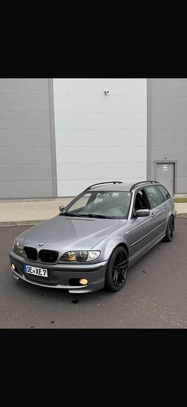 Grau Gebraucht 2004 BMW 320 M Sport Kombi | 2.000 € (Superpreis) - Bild 1/4