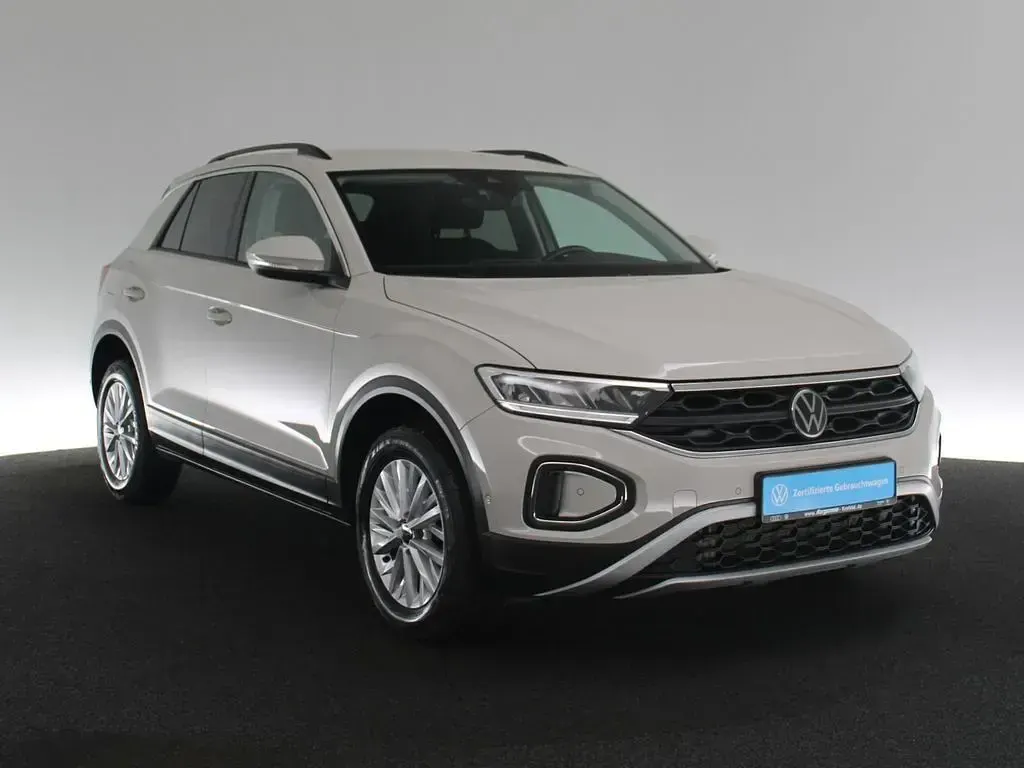 Gebraucht VW T-Roc Life 150 PS (110 kW) 2023 Ascotgrau SUV