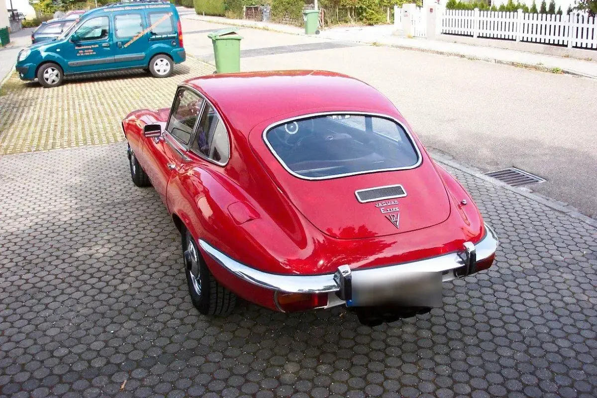 Gebraucht Jaguar E-Type 265 PS (194 kW) 1972 Rot Coupé