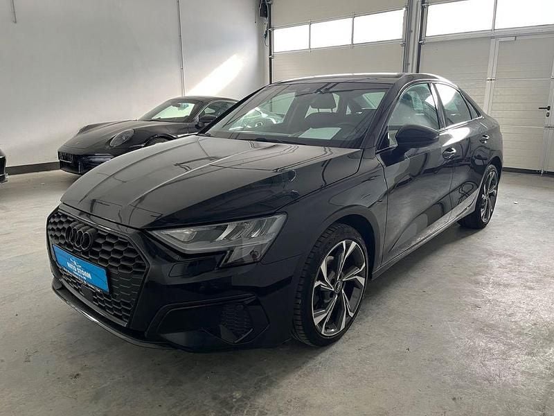 Mythosschwarz metallic Gebraucht 2023 Audi A3 Advanced Limousine | 21.999 € (Guter Preis) - Bild 1/4