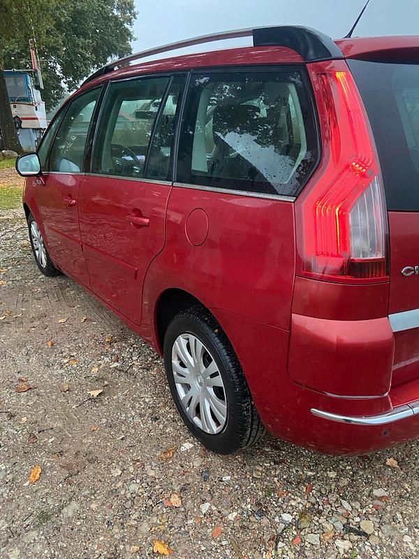 Rot Gebraucht 2009 Citroën C4 Picasso Van / Kleinbus | 2.999 € - Bild 1/4