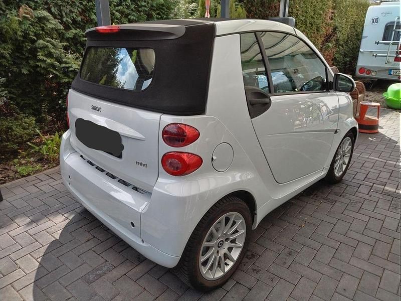 Gebraucht Smart ForTwo Cabrio Passion 71 PS (52 kW) 2012 Weiß Cabrio