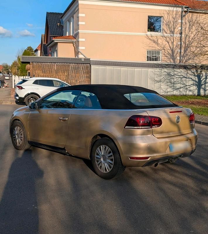 Gebraucht VW Golf 105 PS (77 kW) 2011 Blau Cabrio