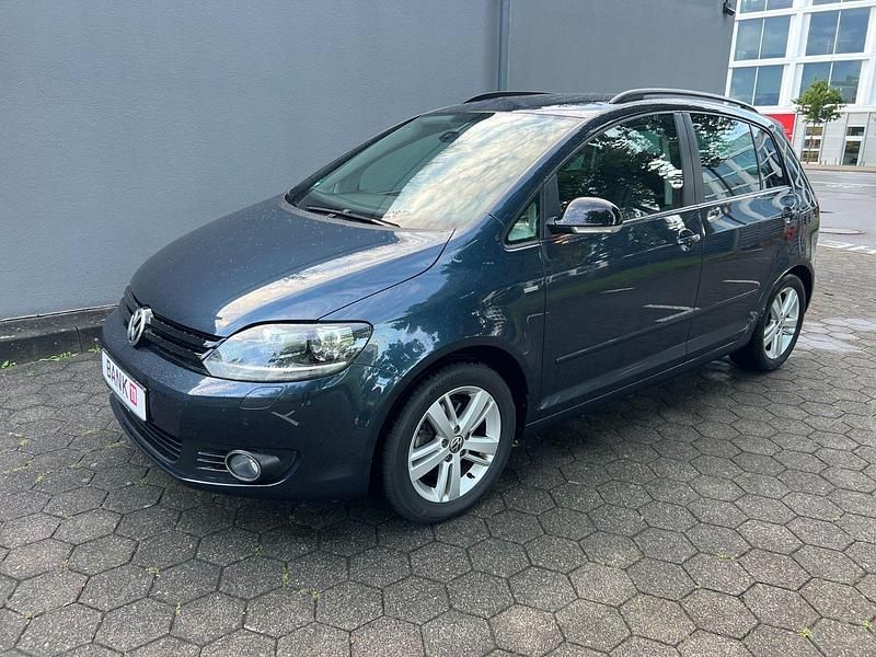 Blau Gebraucht 2012 VW Golf VII Match Limousine | 9.999 € (Guter Preis) - Bild 1/4