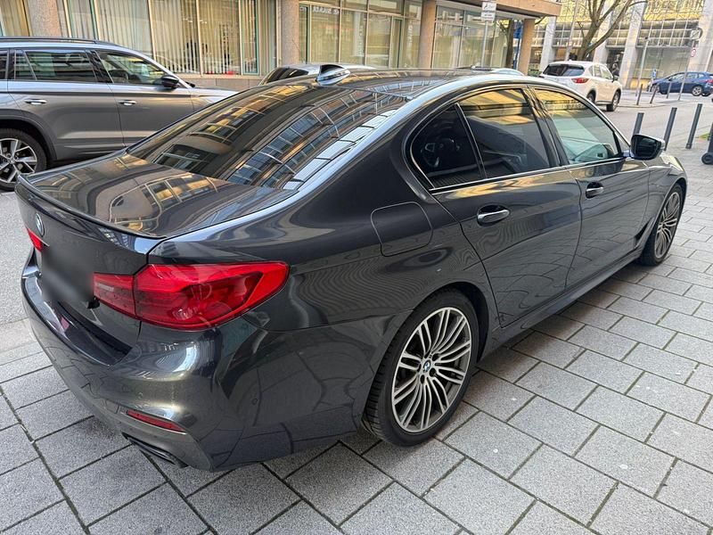 Gebraucht BMW M550 Shadowline 400 PS (294 kW) 2020 Grau Limousine
