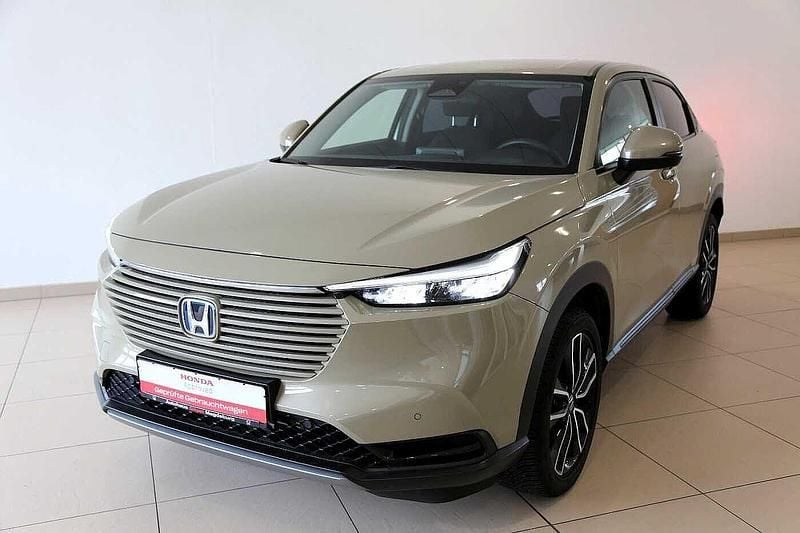 Gebraucht Honda HR-V Elegance 131 PS (96 kW) 2022 Sand khaki SUV