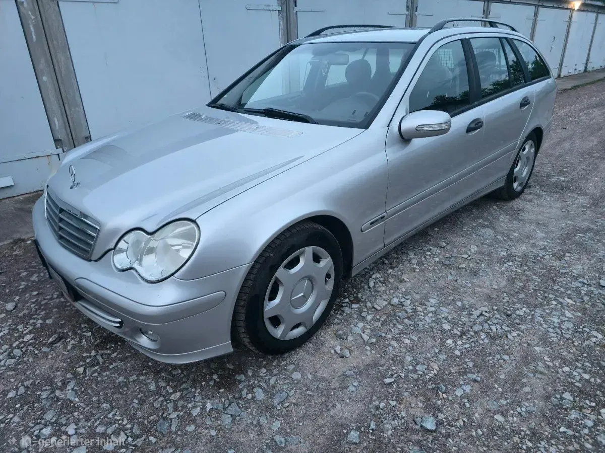 Gebraucht Mercedes 200 122 PS (89 kW) 2004 Grau Kombi
