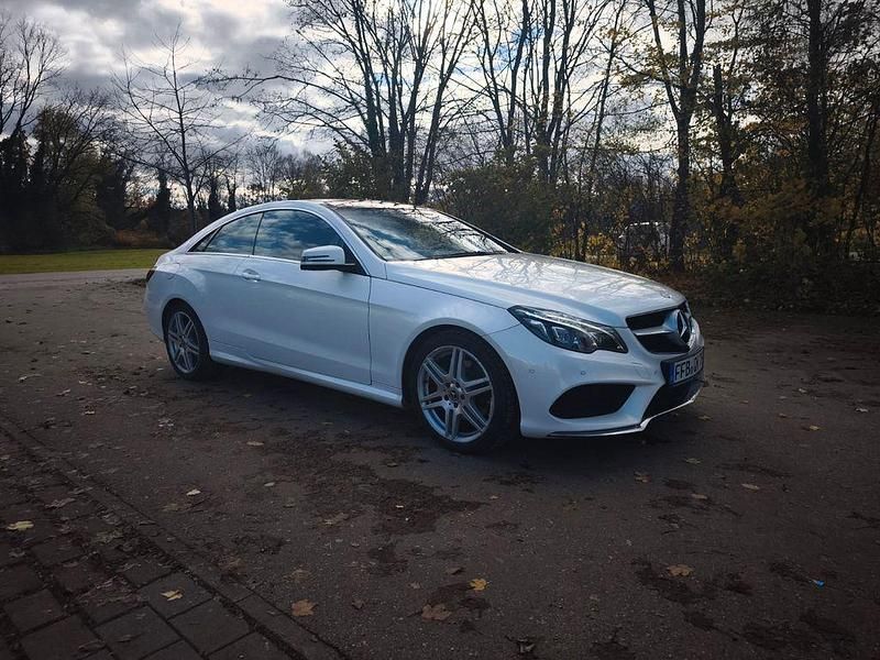 Gebraucht Mercedes E250 Sport Edition 204 PS (150 kW) 2015 Weiß Coupé