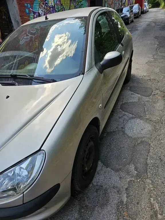 Gebraucht Peugeot 206 Filou 75 PS (55 kW) 2005 Silber Limousine