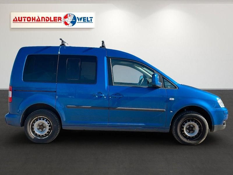 Gebraucht VW Caddy Life 102 PS (75 kW) 2009 Blau Van / Kleinbus