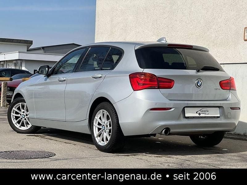 Gebraucht BMW 118 Advantage 136 PS (100 kW) 2018 Silber Kleinwagen