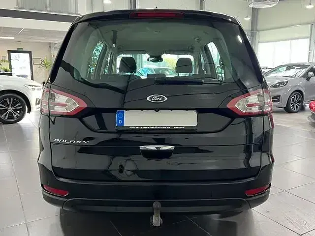 Second-hand Ford Galaxy 150 CP (110 kW) 2021 Negru Monovolum