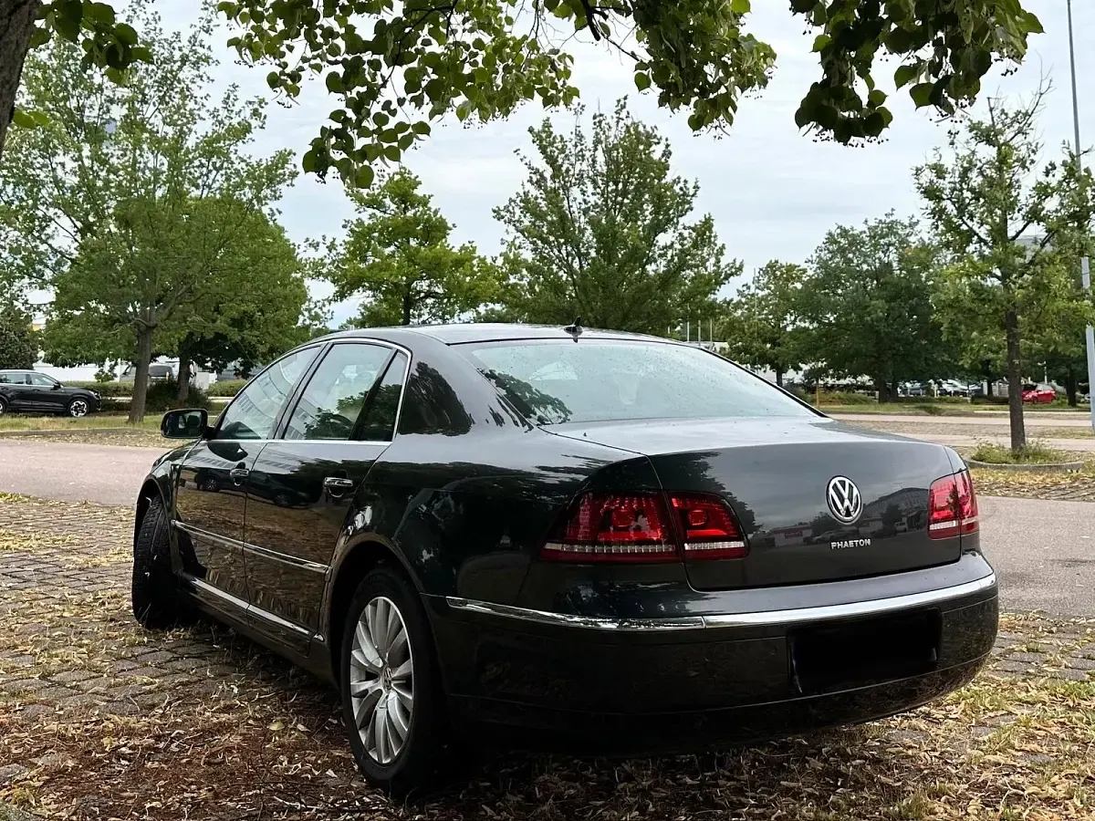 Gebraucht VW Phaeton 245 PS (180 kW) 2014 Schwarz Limousine
