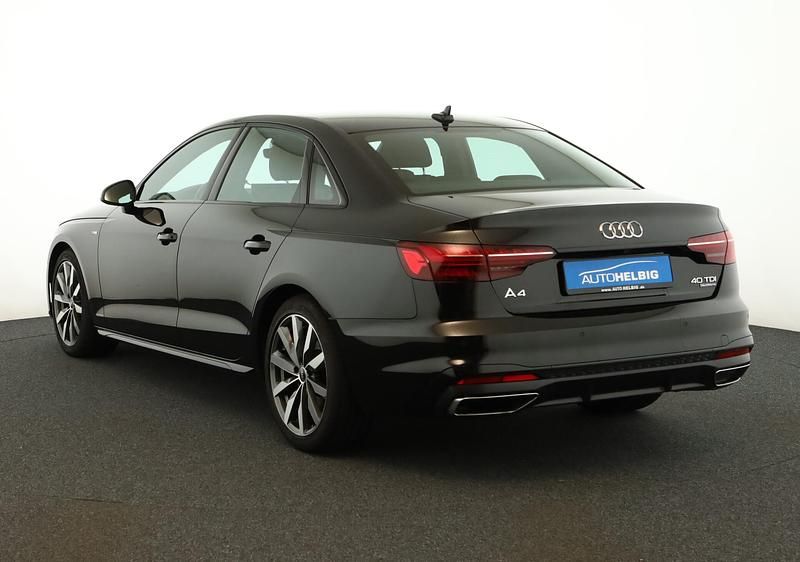 Gebraucht Audi A4 S-Line 204 PS (150 kW) 2022 Mythosschwarz metallic SUV