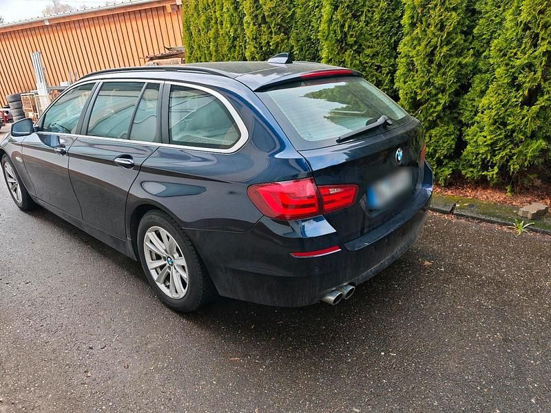 Gebraucht BMW 520 Efficient Dynamics 184 PS (135 kW) 2013 Blau Kombi