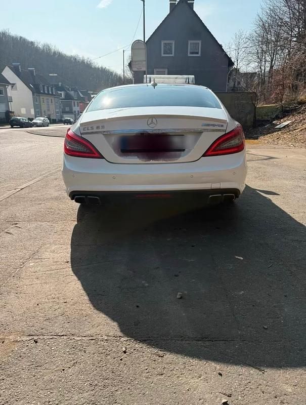 Gebraucht Mercedes CLS63 AMG AMG 410 PS (301 kW) 2015 Weiß Coupé