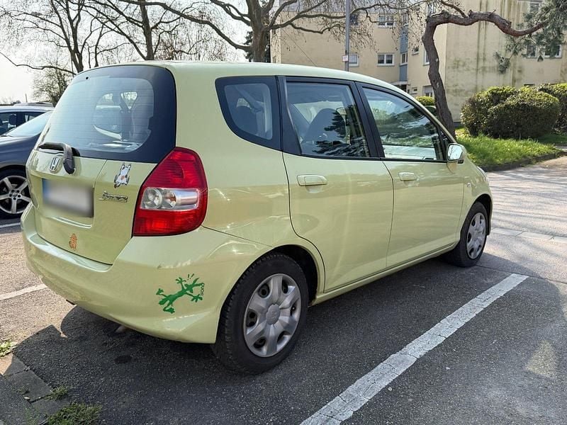 Gebraucht Honda Jazz 77 PS (56 kW) 2006 Andere farben Kleinwagen
