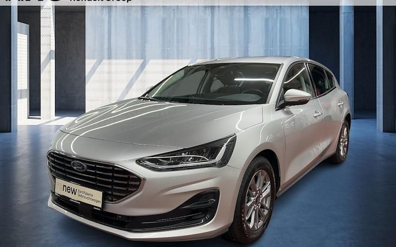 Usado Ford Focus Titanium 126 HP (92 kW) 2023 Prateado Sedan